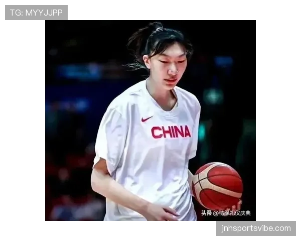 韩旭在WNBA省吃俭用，回国一顿火锅就花掉半个月工资
